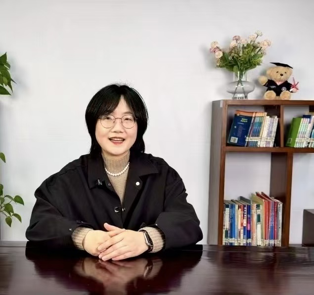 代俊.png
